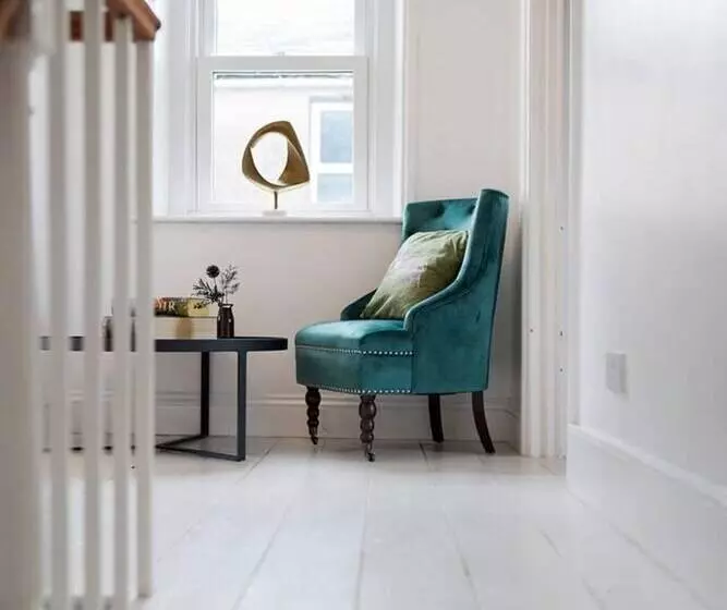 Residenssi Huge House Pool Table Parking Garden Sky Tv Wifi