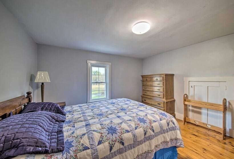 Riverfront Coastal Escape With Deep Water Dock!