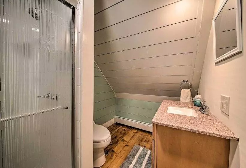 Riverfront Coastal Escape With Deep Water Dock!