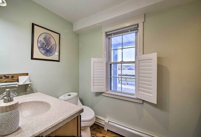 Riverfront Coastal Escape With Deep Water Dock!