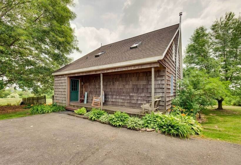 Rural Dutch Country Retreat   Private Hot Tub
