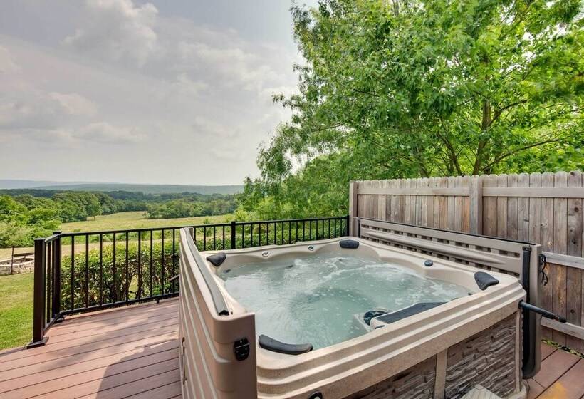 Rural Dutch Country Retreat   Private Hot Tub