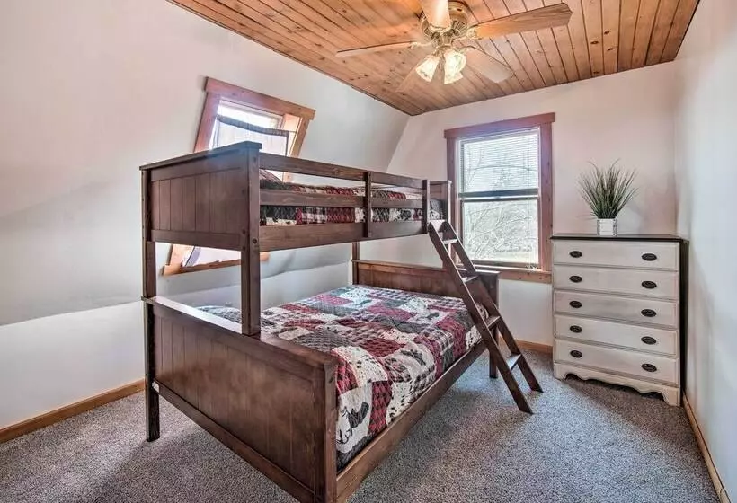 Rural Dutch Country Retreat   Private Hot Tub