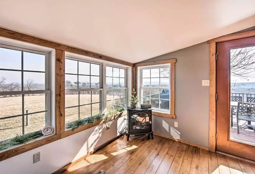 Rural Dutch Country Retreat   Private Hot Tub