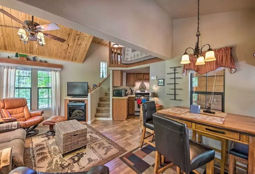 Near Hikes: Cabin W/ Furnished Deck In Show Low