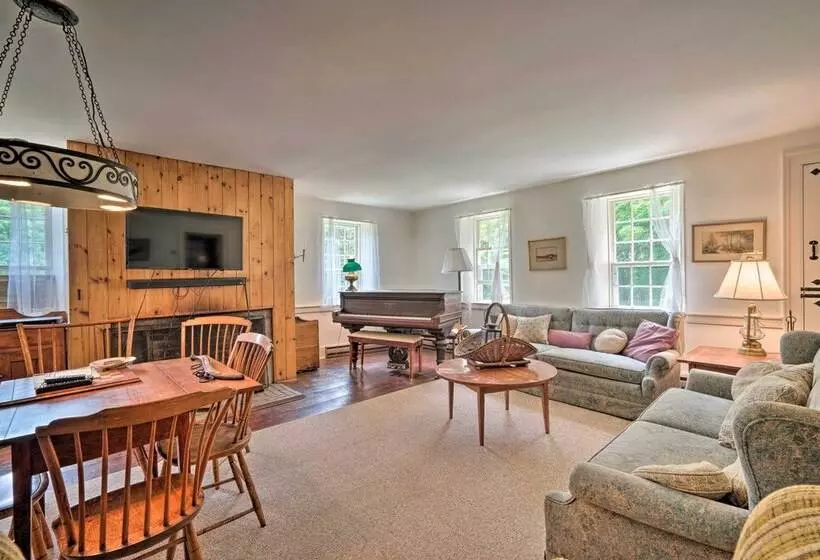 Sky Parlor Farm  On 480 Acres W/ Fire Pit!