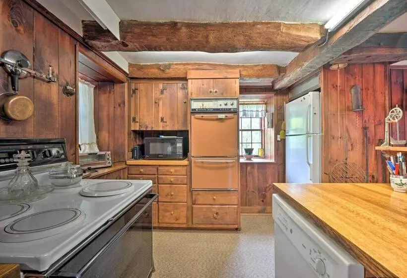 Sky Parlor Farm  On 480 Acres W/ Fire Pit!