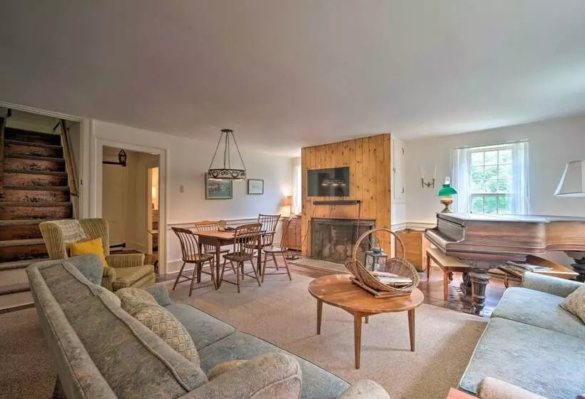 Sky Parlor Farm  On 480 Acres W/ Fire Pit!