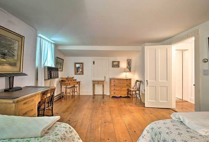 Sky Parlor Farm On 480 Acres W/ Fire Pit!