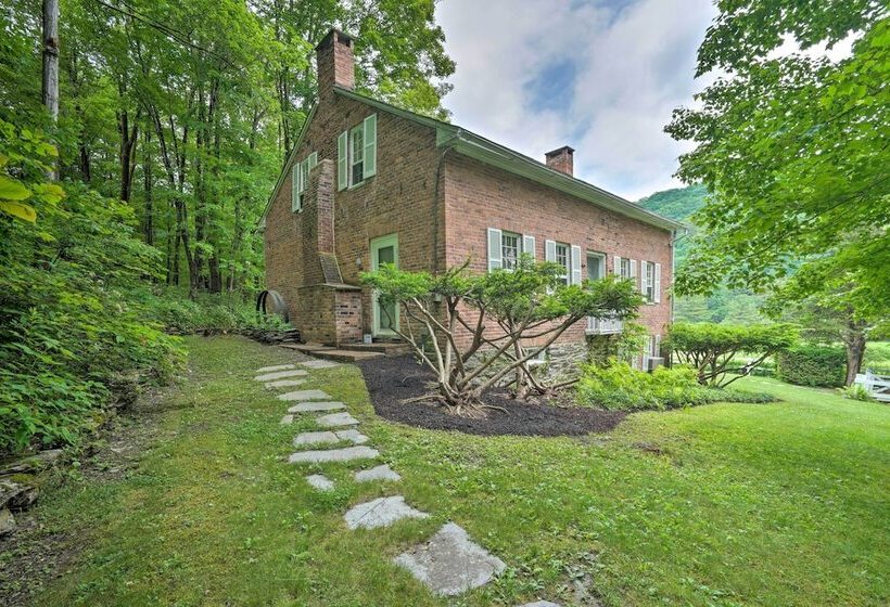 Sky Parlor Farm On 480 Acres W/ Fire Pit!