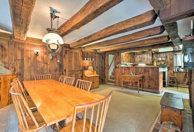 Sky Parlor Farm  On 480 Acres W/ Fire Pit!