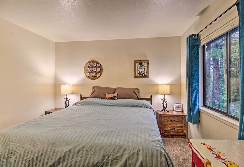 10 Mi To Show Low: Pinetop Lakeside Family Cabin!