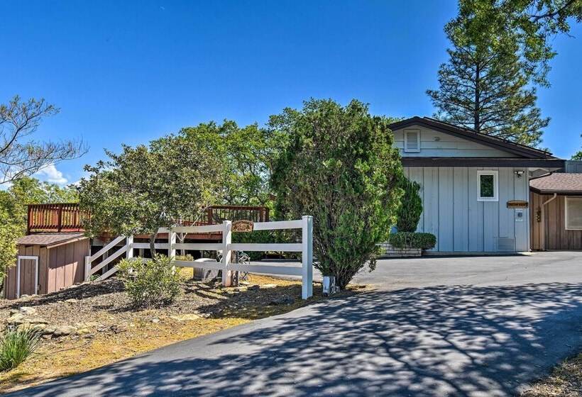 Stunning  Treetop Villa    1 Mi To Dtwn Mariposa!