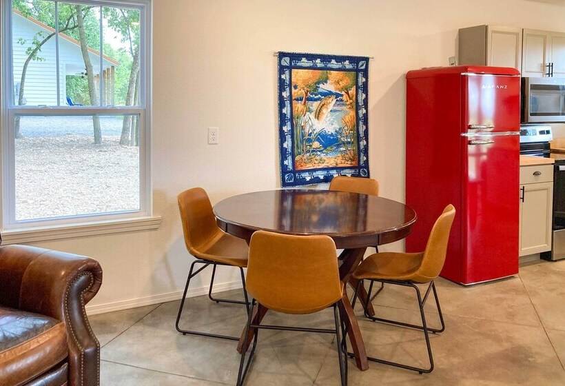 Stylish Lake O  The Cherokees Cabin W/ Patio!