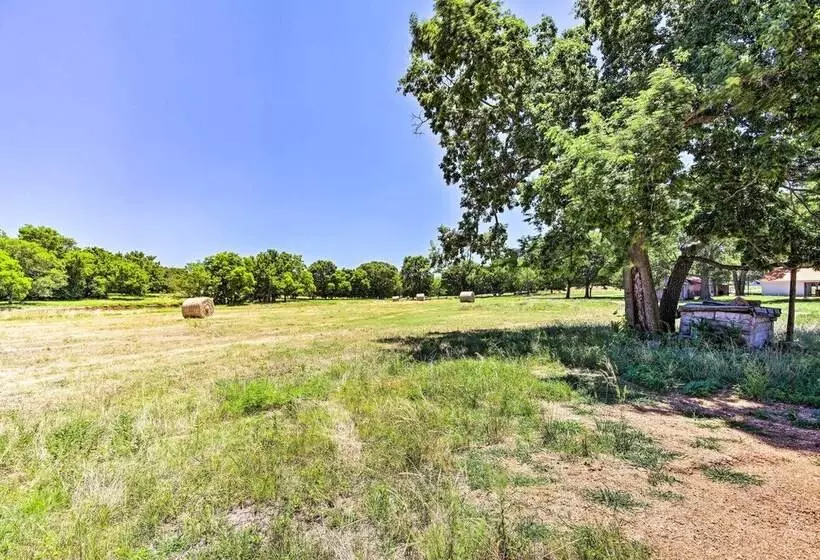 Stylish Lake O  The Cherokees Cabin W/ Patio!