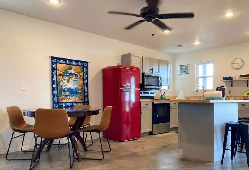 Stylish Lake O  The Cherokees Cabin W/ Patio!