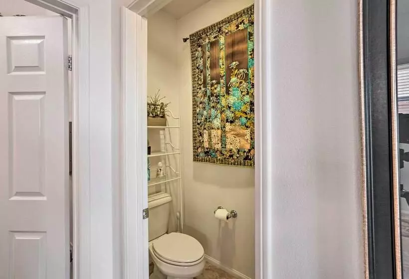 Sunny Palm Desert Home   Swim, Golf & Relax!