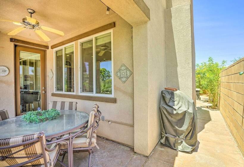 Sunny Palm Desert Home   Swim, Golf & Relax!