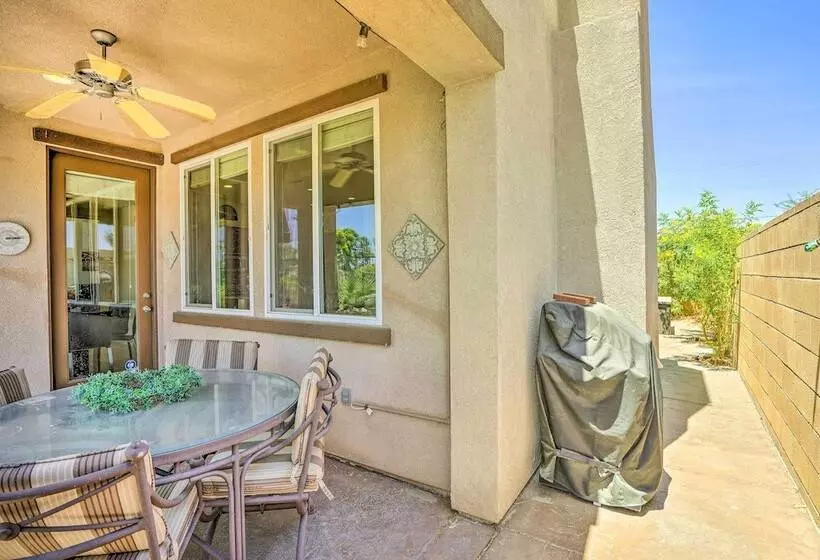 Sunny Palm Desert Home   Swim, Golf & Relax!