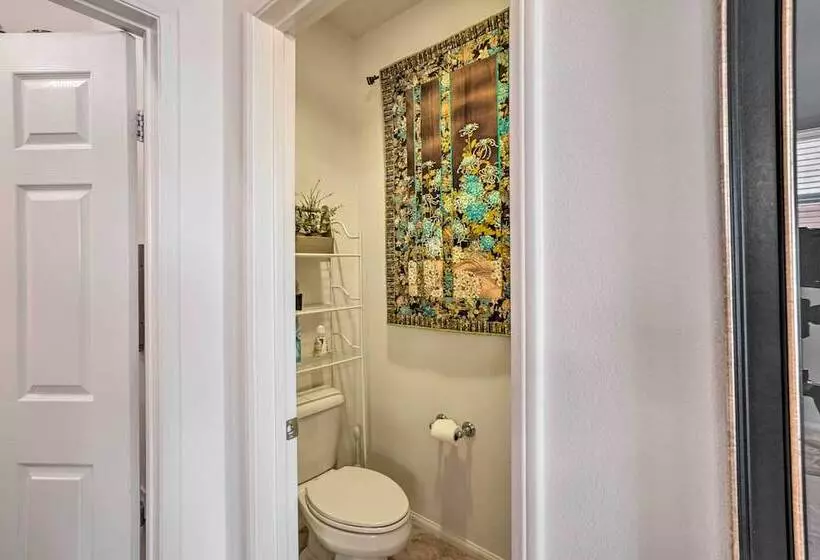 Sunny Palm Desert Home   Swim, Golf & Relax!