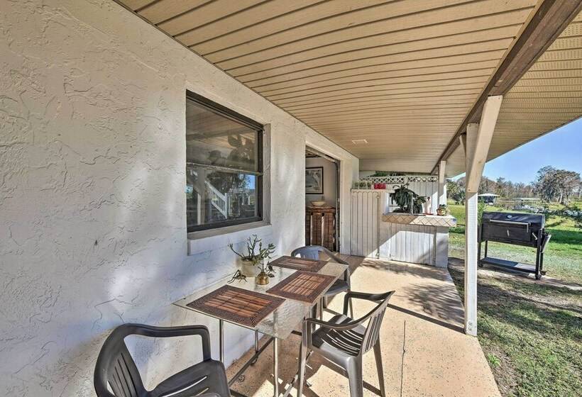 The Bougainvilla W/ Boat Slip On Lake Istokpoga!