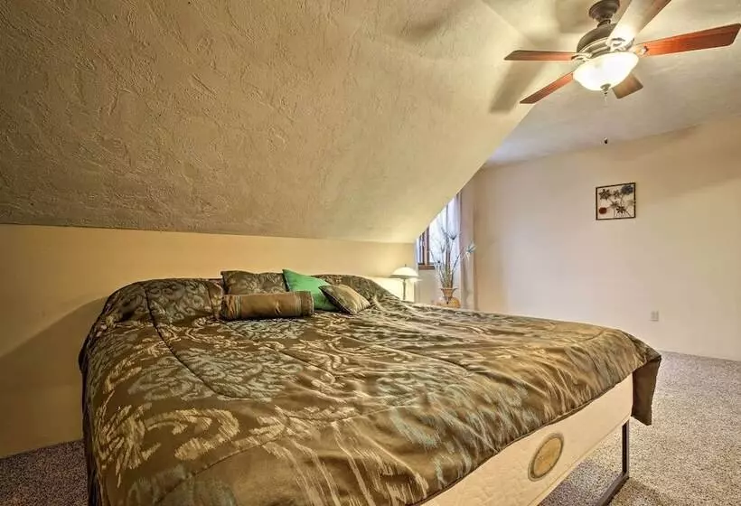 Tranquil Family Home W/ Yard, 14 Mi To Springfield