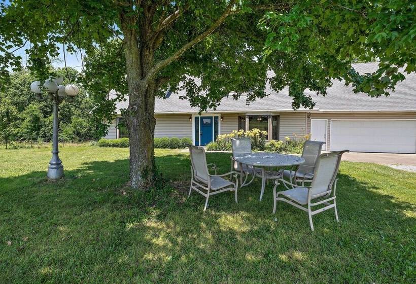 Tranquil Family Home W/ Yard, 14 Mi To Springfield