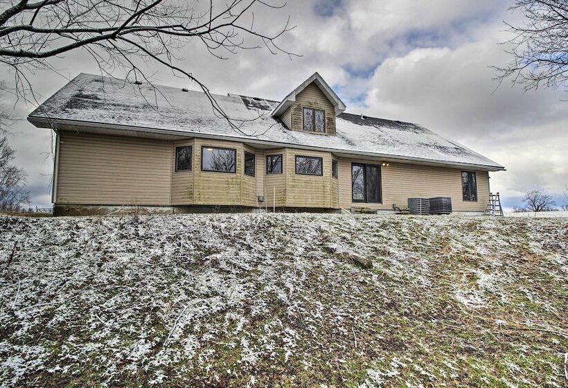 Tranquil Family Home W/ Yard, 14 Mi To Springfield