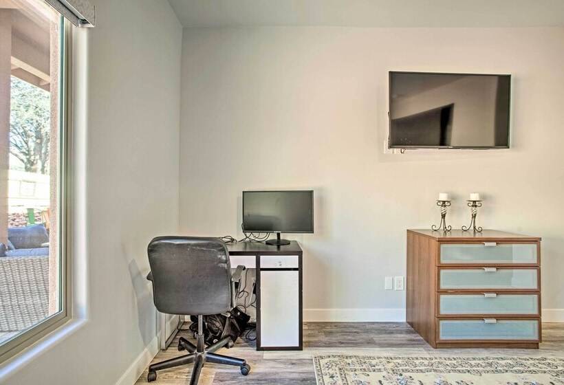 Tranquil Sedona Home With Fireplace & Hot Tub!