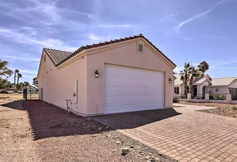 Bright Home W/ Yard, 4 Mi To Colorado River!