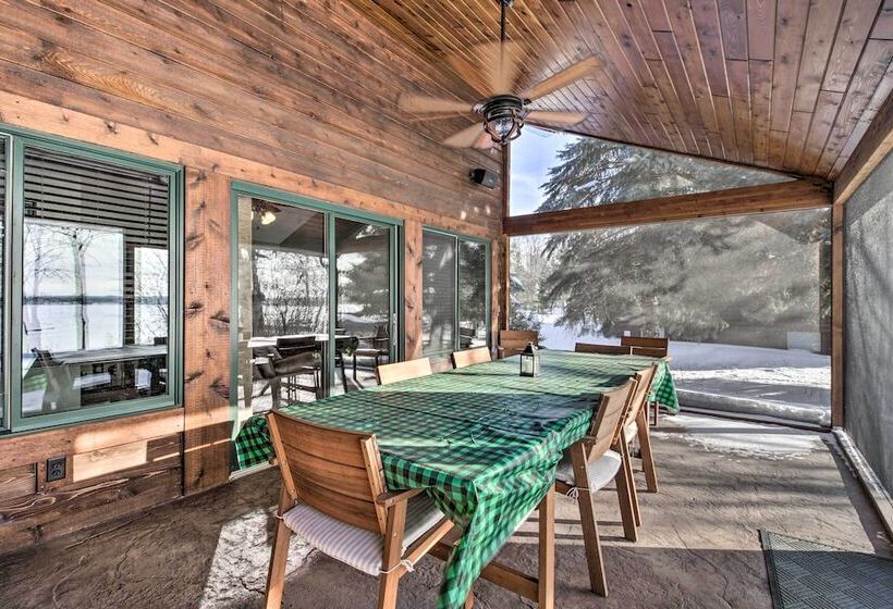 Cabin W/ Gradual Slope To Sandy Bottom Swimming!