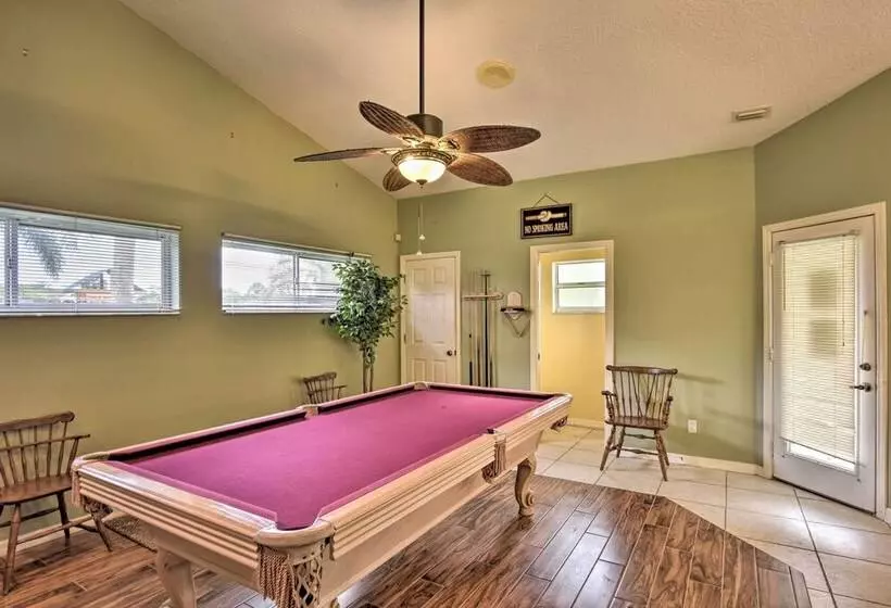 Cocoa Beach Paradise: Screened Pool, Patio + Games