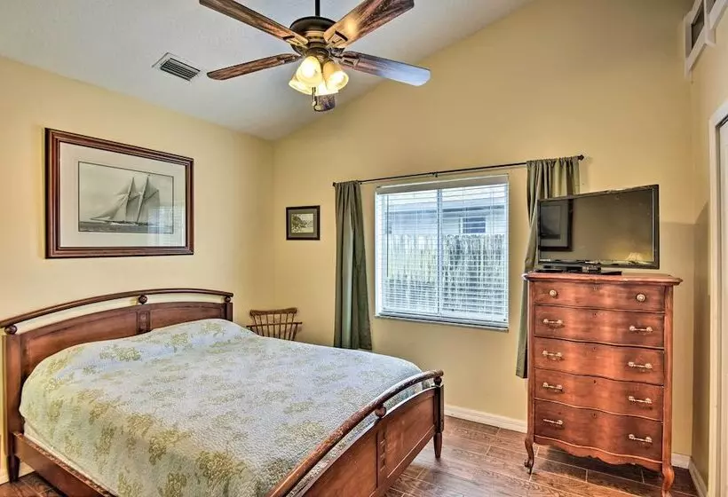 Cocoa Beach Paradise: Screened Pool, Patio + Games