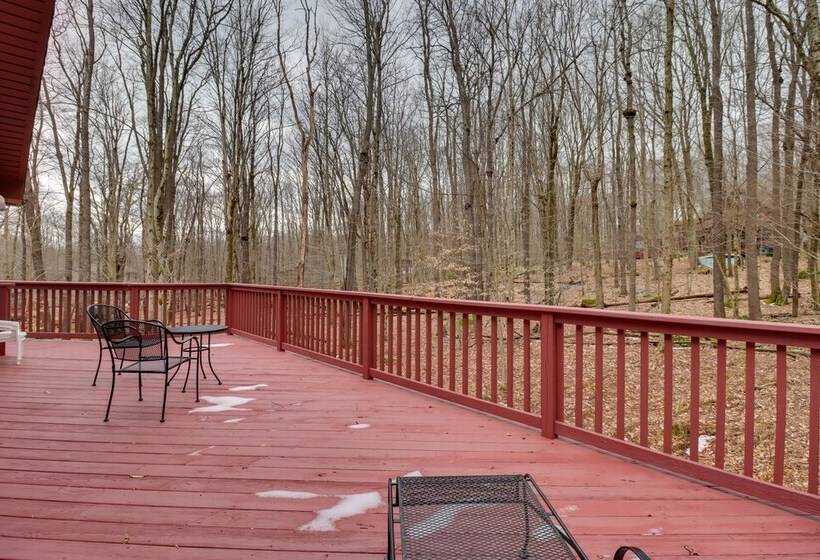 Gouldsboro Cabin W/ Game Room Near Lakes!