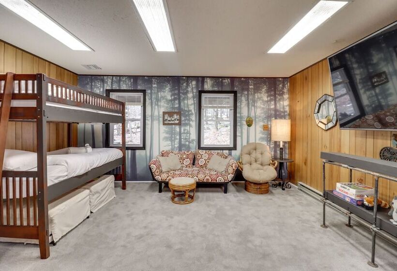 Gouldsboro Cabin W/ Game Room Near Lakes!