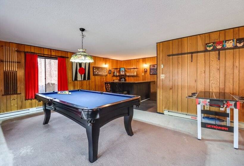 Gouldsboro Cabin W/ Game Room Near Lakes!