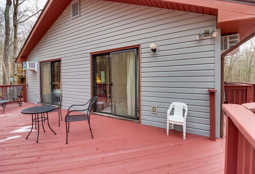 Gouldsboro Cabin W/ Game Room Near Lakes!