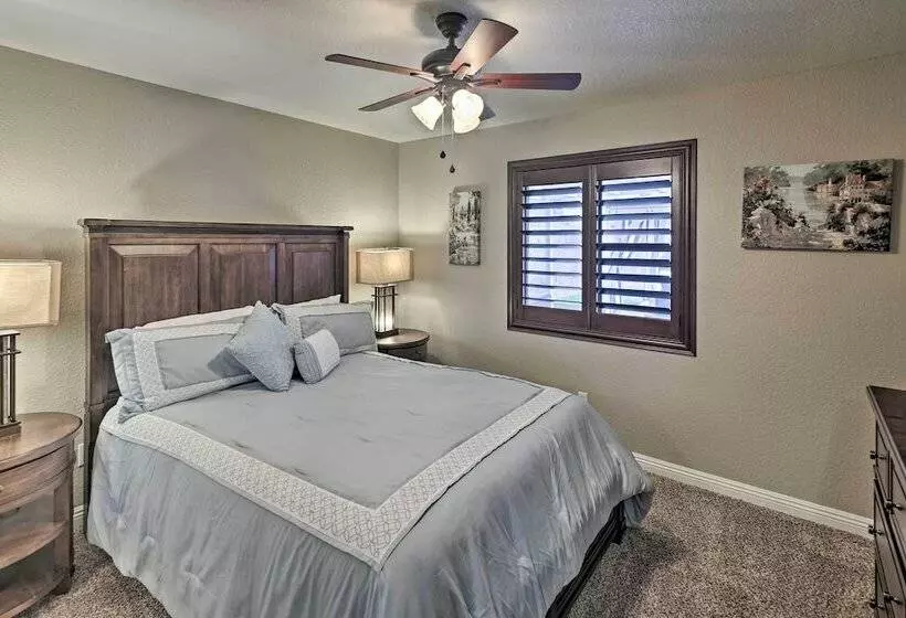 1 Mi To Lake: Home W/ Pool & Views In Lake Havasu