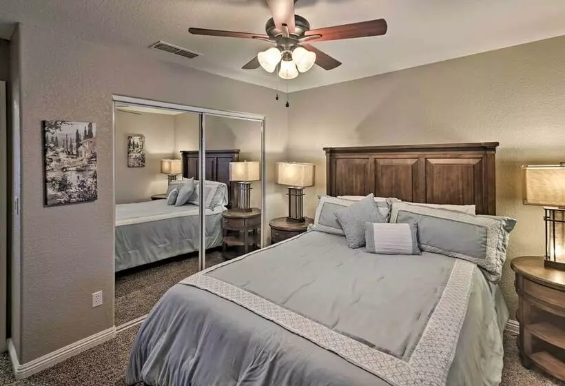 1 Mi To Lake: Home W/ Pool & Views In Lake Havasu