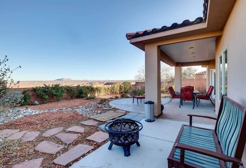 Horseshoe Bend Retreat: Fire Pit & Mountain Views!