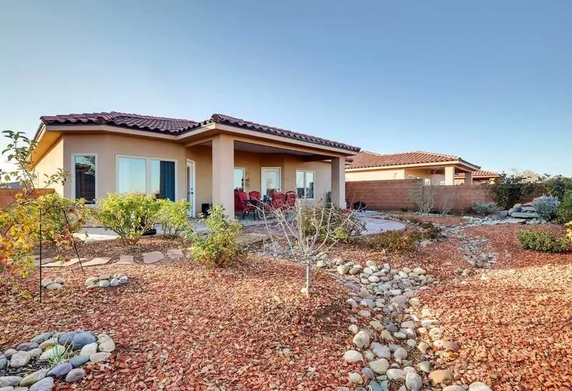 Horseshoe Bend Retreat: Fire Pit & Mountain Views!