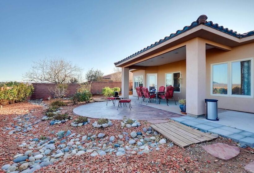 Horseshoe Bend Retreat: Fire Pit & Mountain Views!