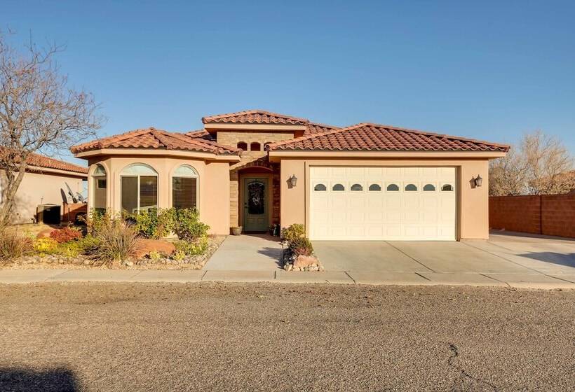 Horseshoe Bend Retreat: Fire Pit & Mountain Views!