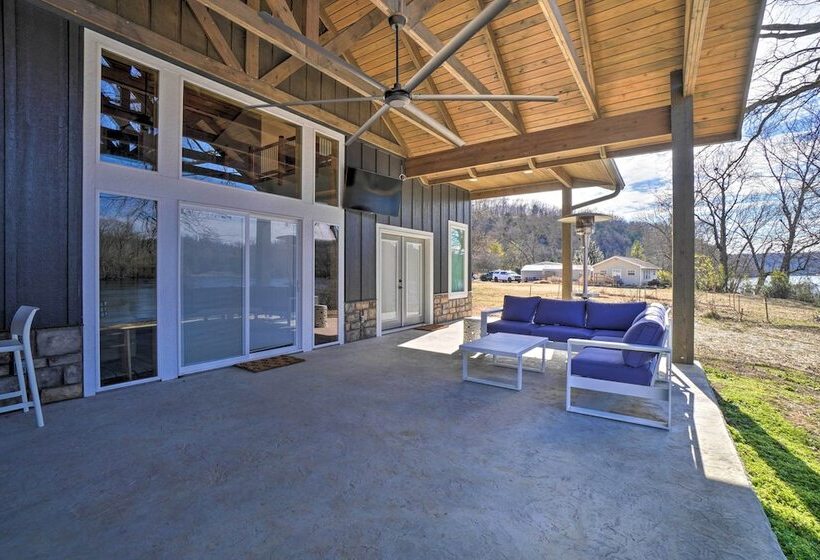 Idyllic Cotter Escape: Steps To White River!