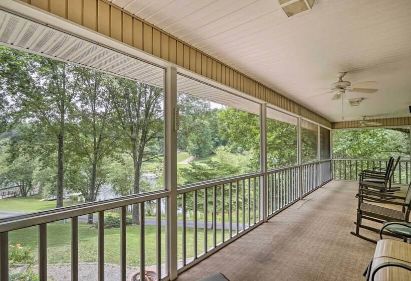 Lake Chatuge Retreat W/ Dock & Mtn Views!