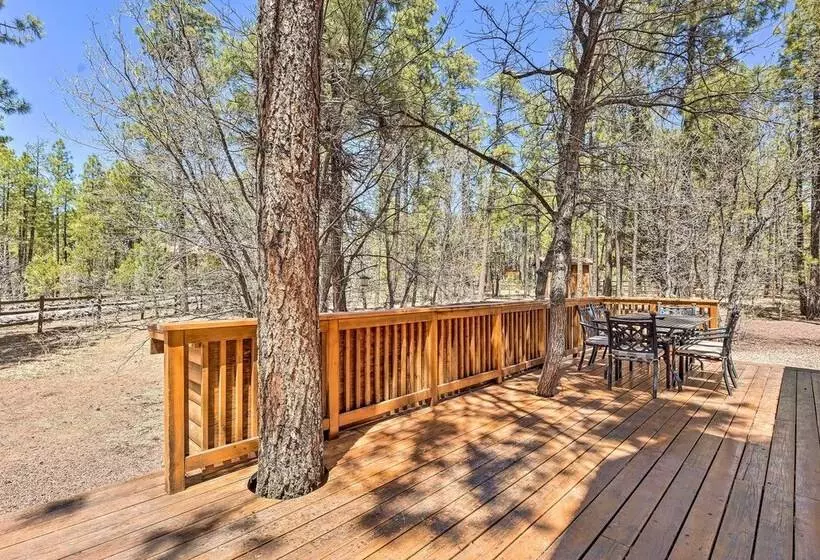 2 Acre Cabin In Pinetop Lakeside W/ Fenced Yard