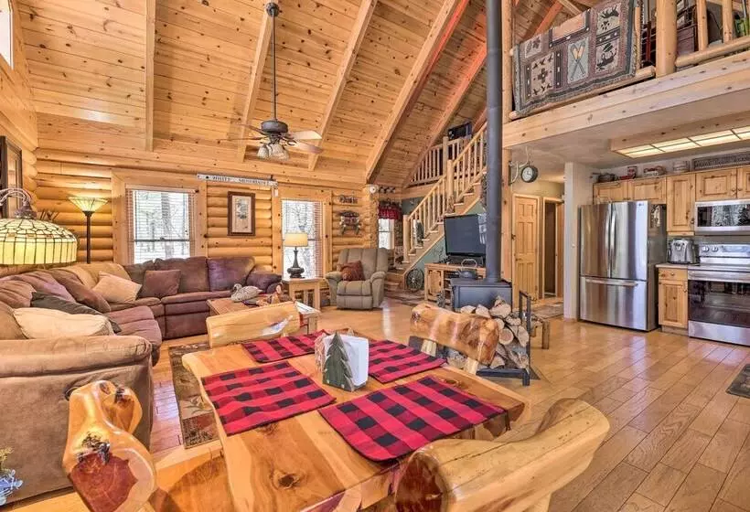 2 Acre Cabin In Pinetop Lakeside W/ Fenced Yard