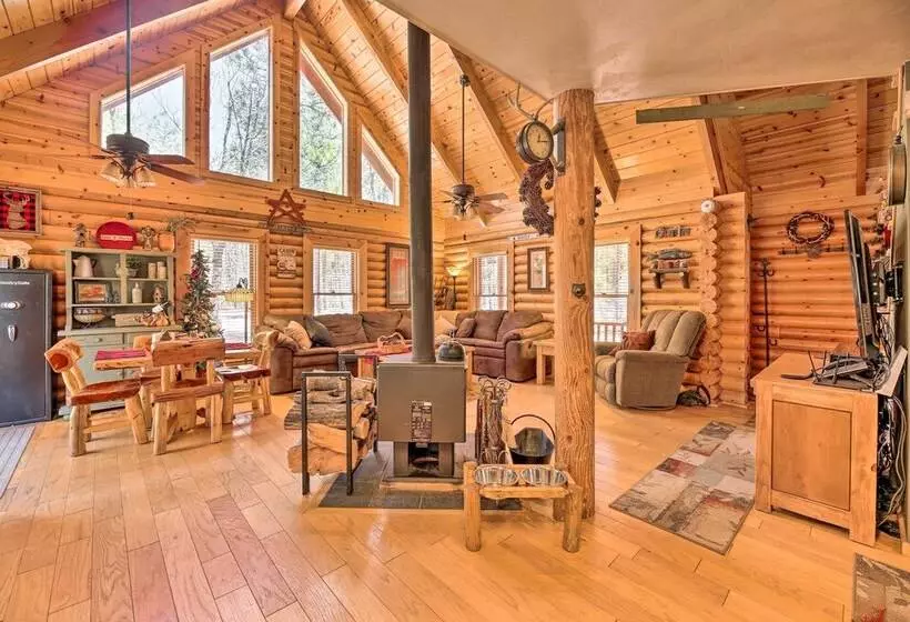 2 Acre Cabin In Pinetop Lakeside W/ Fenced Yard