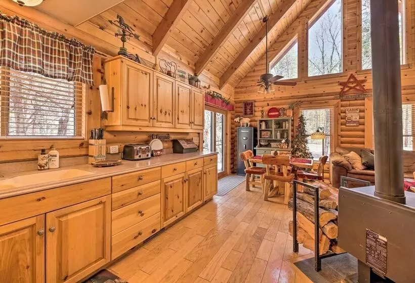 2 Acre Cabin In Pinetop Lakeside W/ Fenced Yard