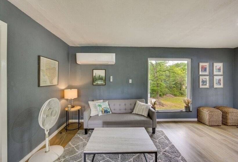 Lake View & Decks: Waterfront Cedar Creek Retreat!